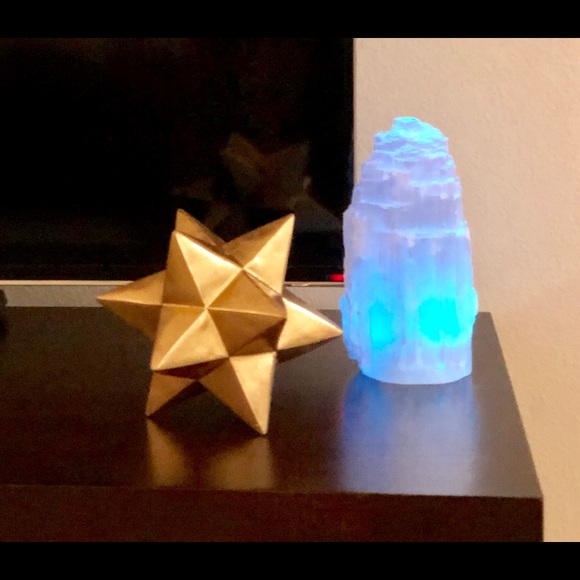 One 12 point Icosahedron Sculpture - Picture 3 of 3